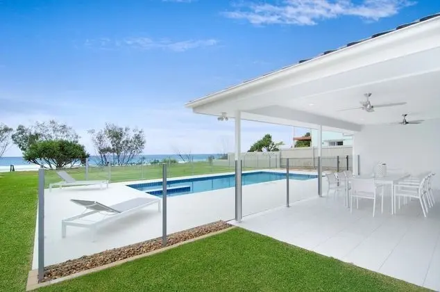 Sentosa at Tugun Beachfront Holiday Home