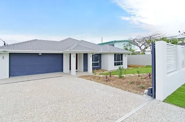 Sentosa at Tugun Beachfront Holiday Home - Dış Mekan