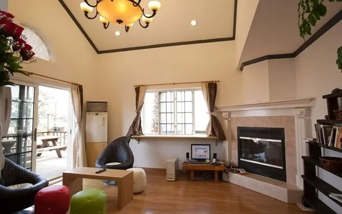 Seoguipo Haebichi House Pension - Oda