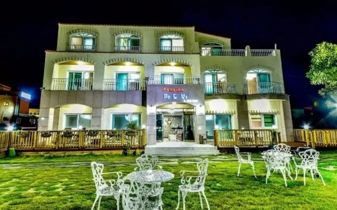 Seoguipo Padobwa Pension - Misafir Tesisleri ve Hizmetleri