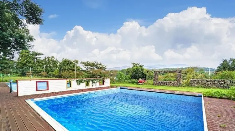 Seogwipo Campa Jeju - Dış Mekan