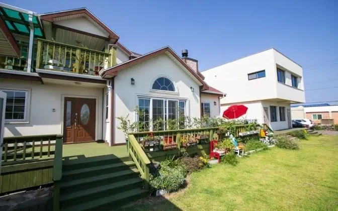Seogwipo Daejeong Pension