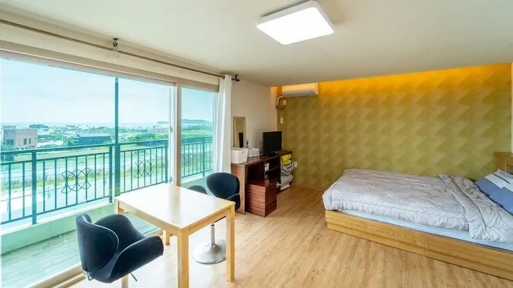 Seogwipo Geora Pension
