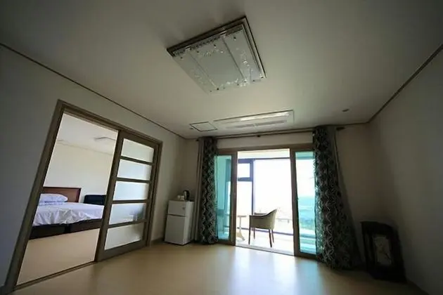 Seogwipo Gongcheonpo Villa Pension