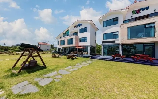 Seogwipo Gongcheonpo Villa Pension - Bina Özellikleri