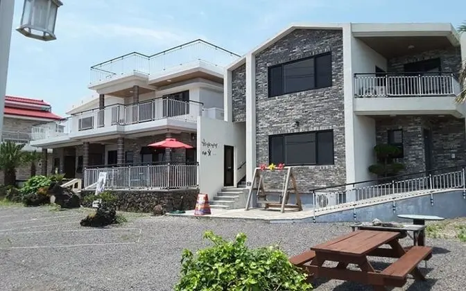 Seogwipo Hayanunduk Pension - Öne Çıkan Resim