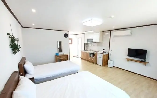 Seogwipo Jungmun Oasis Pension - Oda