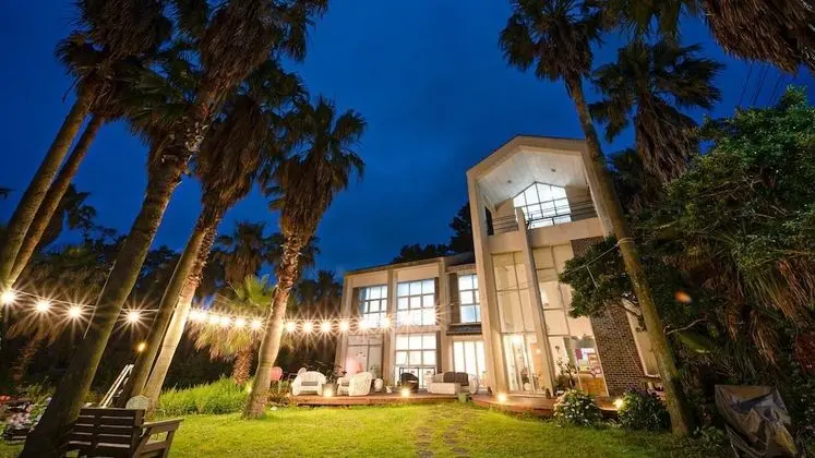 Seogwipo Nupbillehouse - Dış Mekan