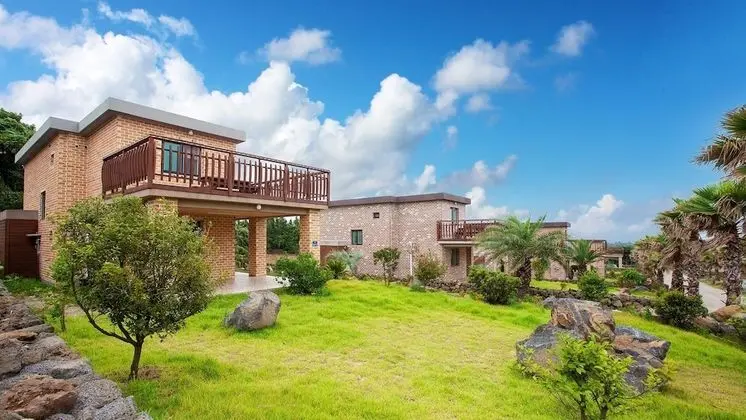 Seogwipo Sungsan Golden Village Pension - Dış Mekan