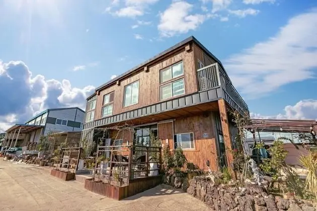 Seogwipo Unyeong Pension - Dış Mekan
