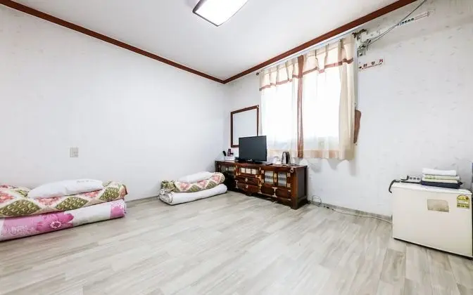 Seosan Emperor Motel
