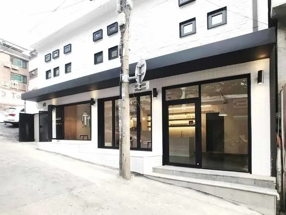 Seoul Cube Itaewon - Hostel