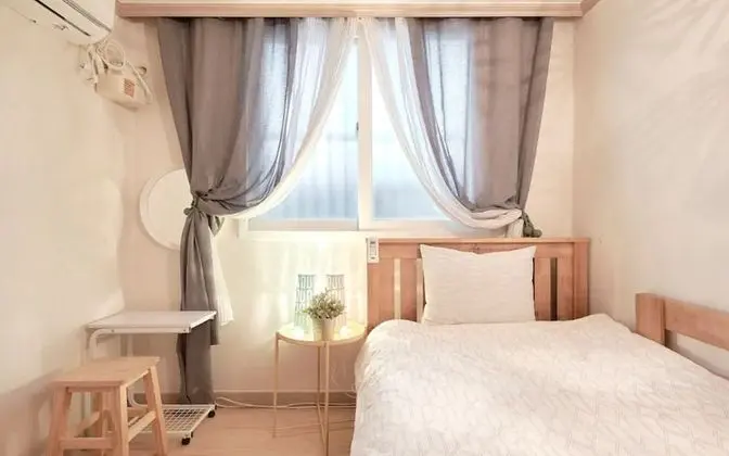 Seoul Rooftop Moonlight Guest House