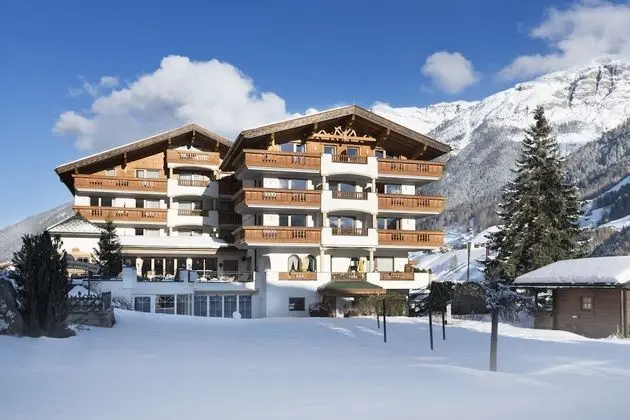 Sepp & Hanni's - Suiten im Dorf