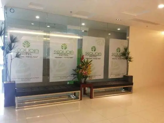 Sequoia Hotel - Lobi