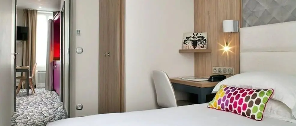 Serotel Suites - Oda