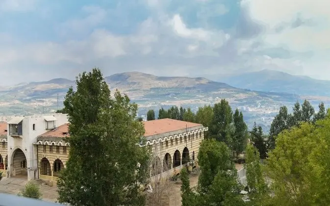Serail Hotel & Lodging