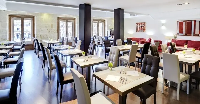 Hotel Sercotel Las Torres Salamanca - Yerinde Yemek