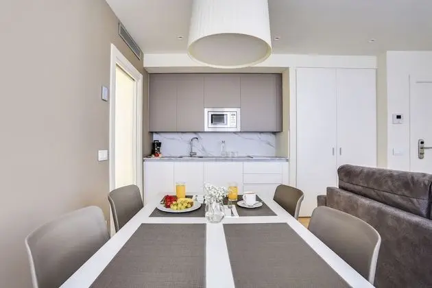 Sercotel Logroño Suites - Mutfak