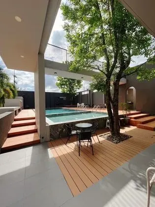 Seree Grand Resort - Havuz