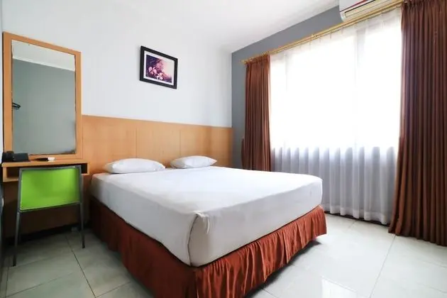 Serena Hotel