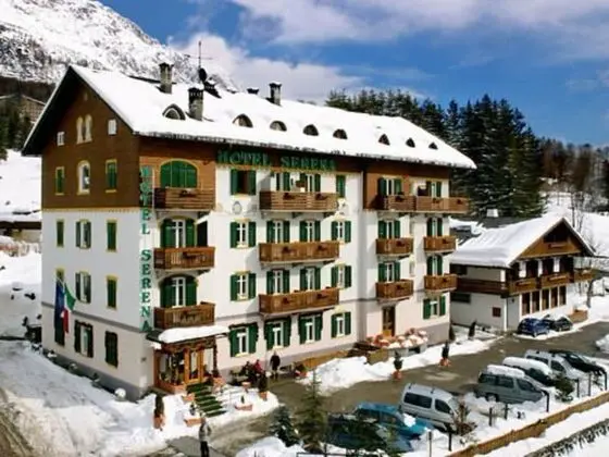 Hotel Serena