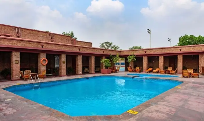 Serena Hotel Faisalabad