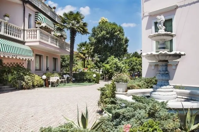 Hotel Villa Serena - Dış Mekan
