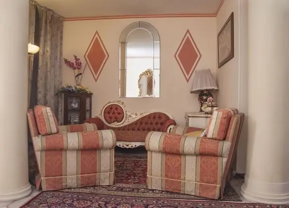 Hotel Villa Serena - İç Mekan