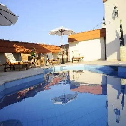Serenada Golden Palace - Boutique Hotel - Havuz