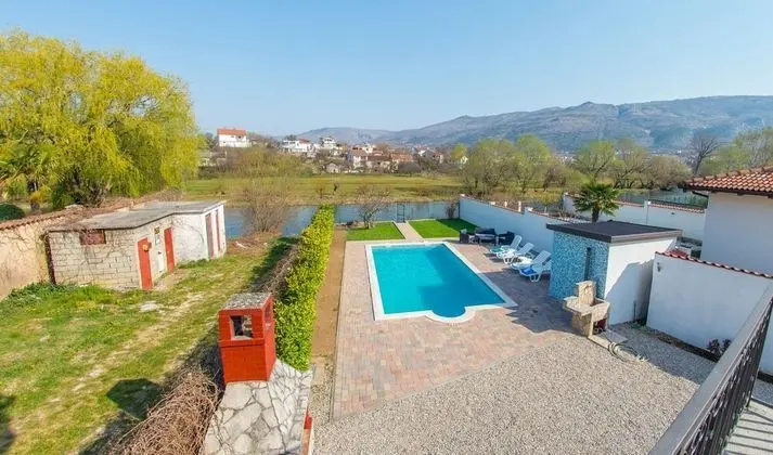 Villa Serendipity