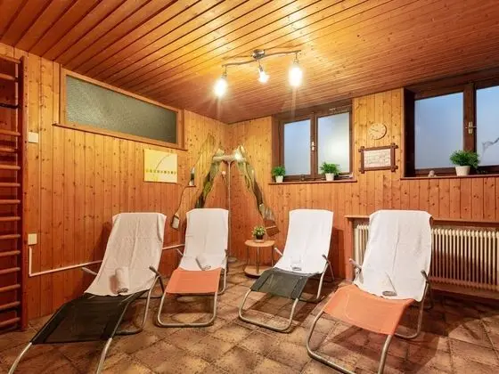 Serene Apartment in Kaprun With Balcony - Spa