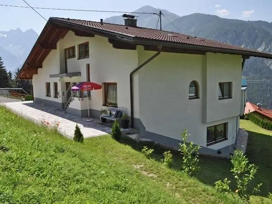 Serene Apartment in Kaunerberg With Terrace - Dış Mekan