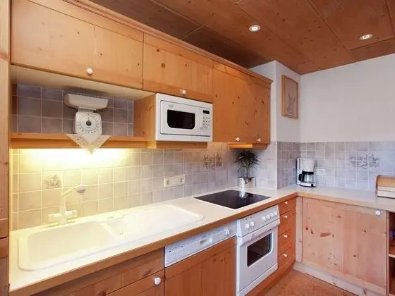 Serene Apartment in Kaunerberg With Terrace - Mutfak