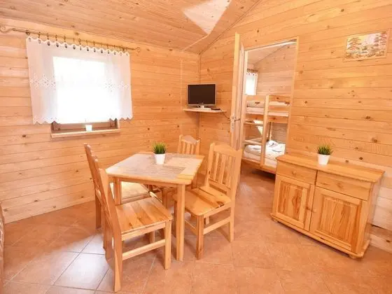Serene Bungalow in Darlowko With Large Garden - Yerinde Yemek
