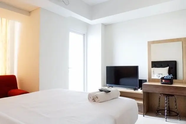 Serene Exclusive Modern Studio Apartment At Grand Sungkono Lagoon - Oda