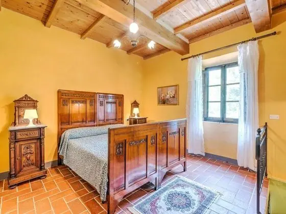 Serene Holiday Home in Bagni di Lucca With Private Pool - Oda