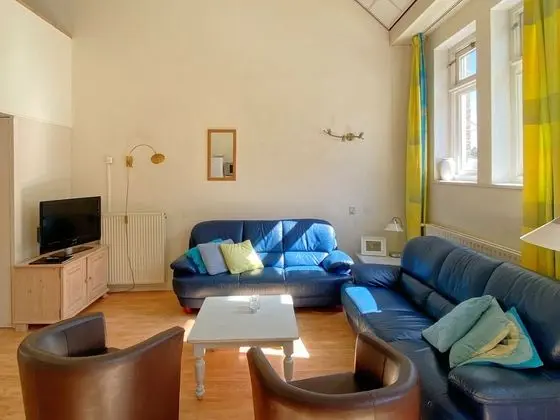 Serene Holiday Home in Bergen aan Zee With Terrace - Öne Çıkan Resim