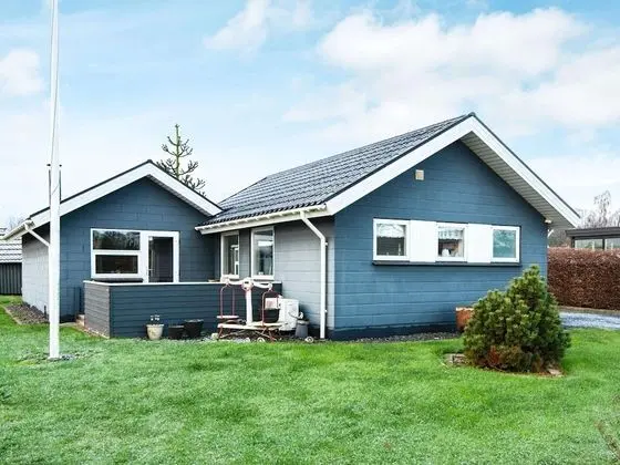 Serene Holiday Home in Juelsminde With Barbecue