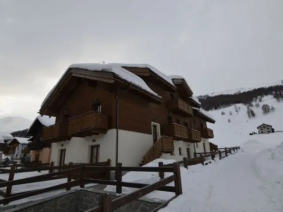 Serene Holiday Home in Livigno Italy near Ski Area - Dış Mekan