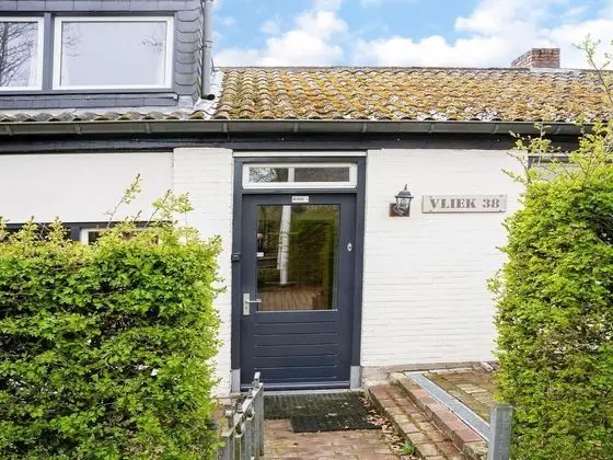 Serene Holiday Home in Ulestraten With Terrace - Lobi