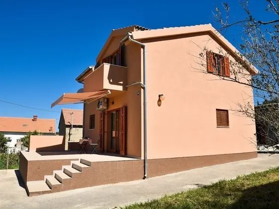 Serene Holiday Home in Veli Iž With Fenced Garden