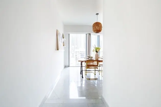 Serene Studio Apartment in Central Park Towers - İç Mekan