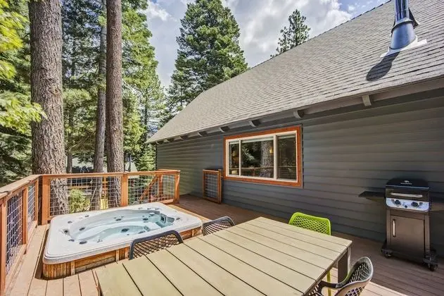 Serene Tahoe Cabin