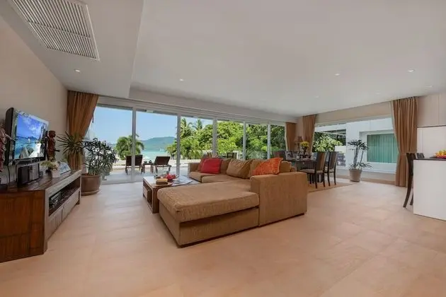 Serenity Grand Seaview Suite - Oda Düzeni