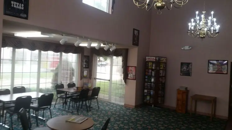 Serenity Inn - Lobi