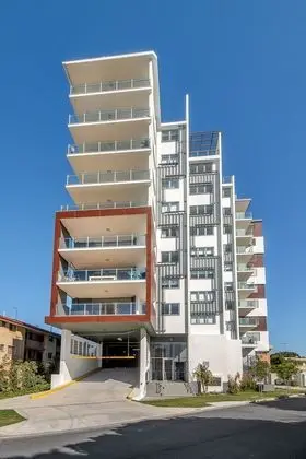 Serenity Surfers Paradise - Dış Mekan