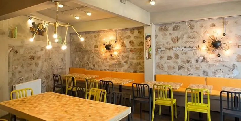 Sergüzeşt Otel