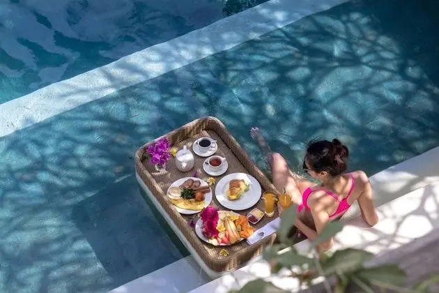 Villa Seriska Jimbaran Bali - Havuz