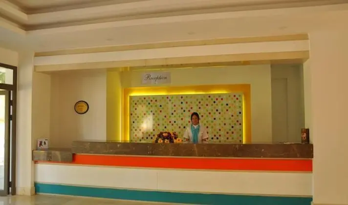 Serra Park Hotel - Lobi